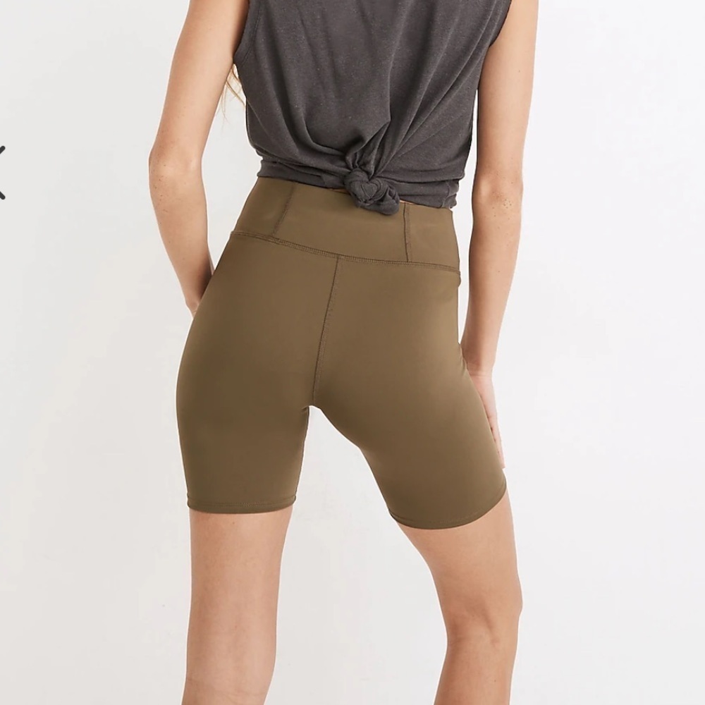 MWL by Madewell Form High-Rise 7" Biker Shorts in Kale Green Medium - Picture 3 of 14